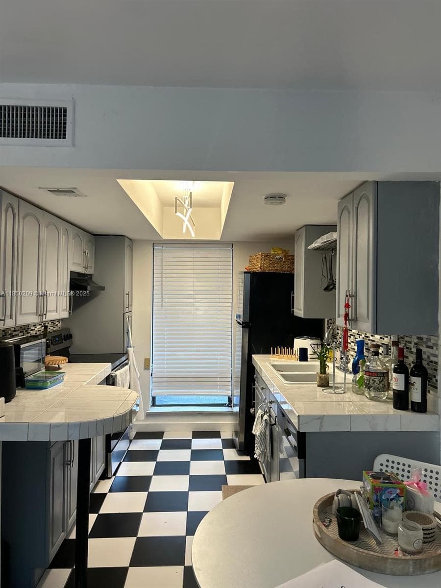 3036 SW 27th Ave # 5, Miami FL 33133 — 5