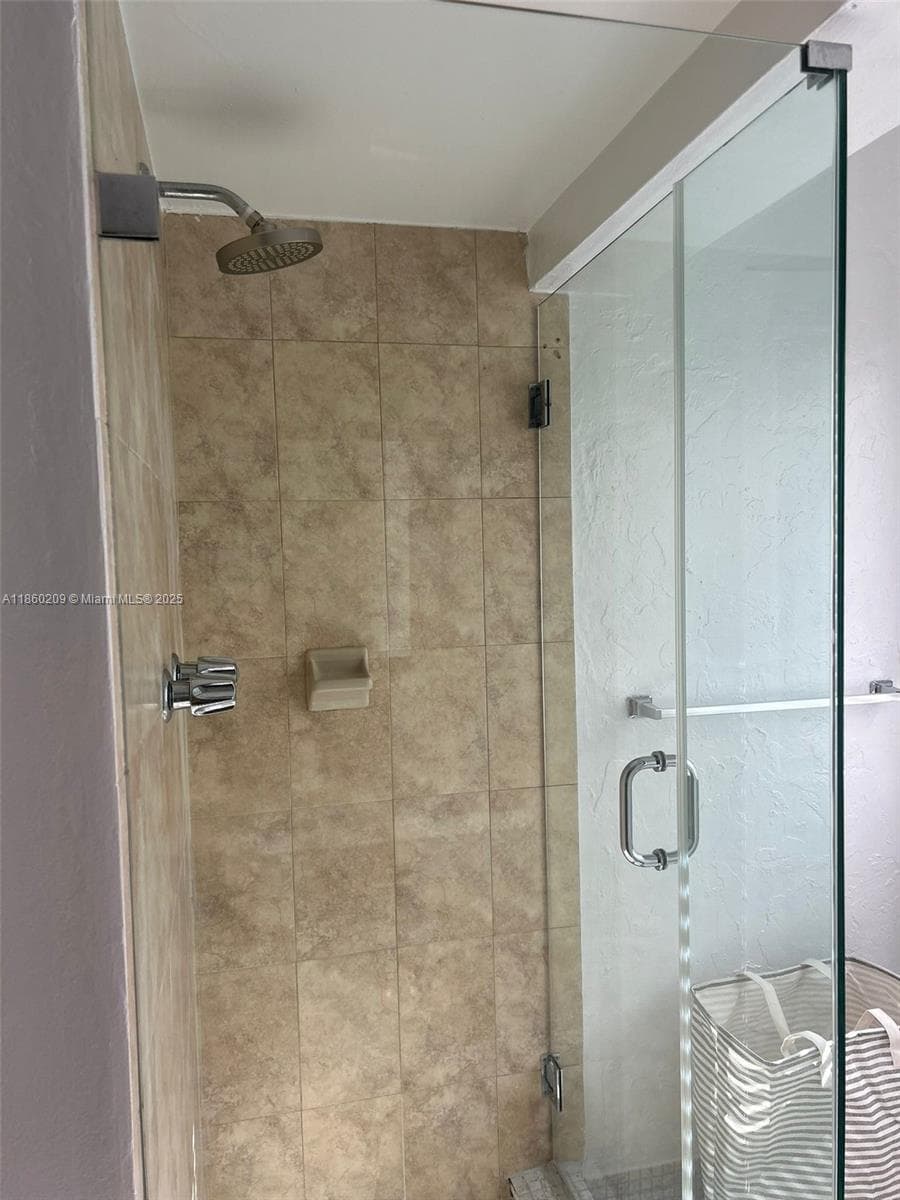 3036 SW 27th Ave # 5, Miami FL 33133 — 4