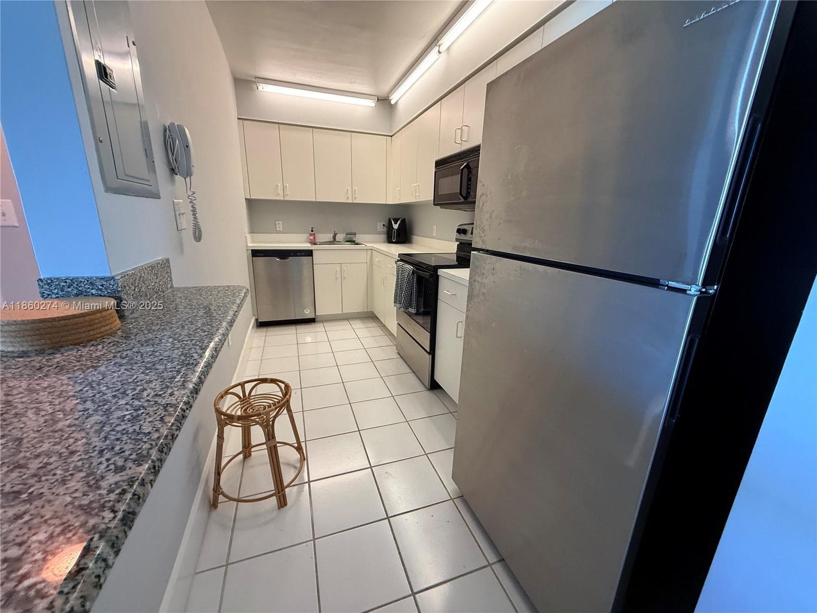 800 Claughton Island Dr # 703, Miami FL 33131 — 5