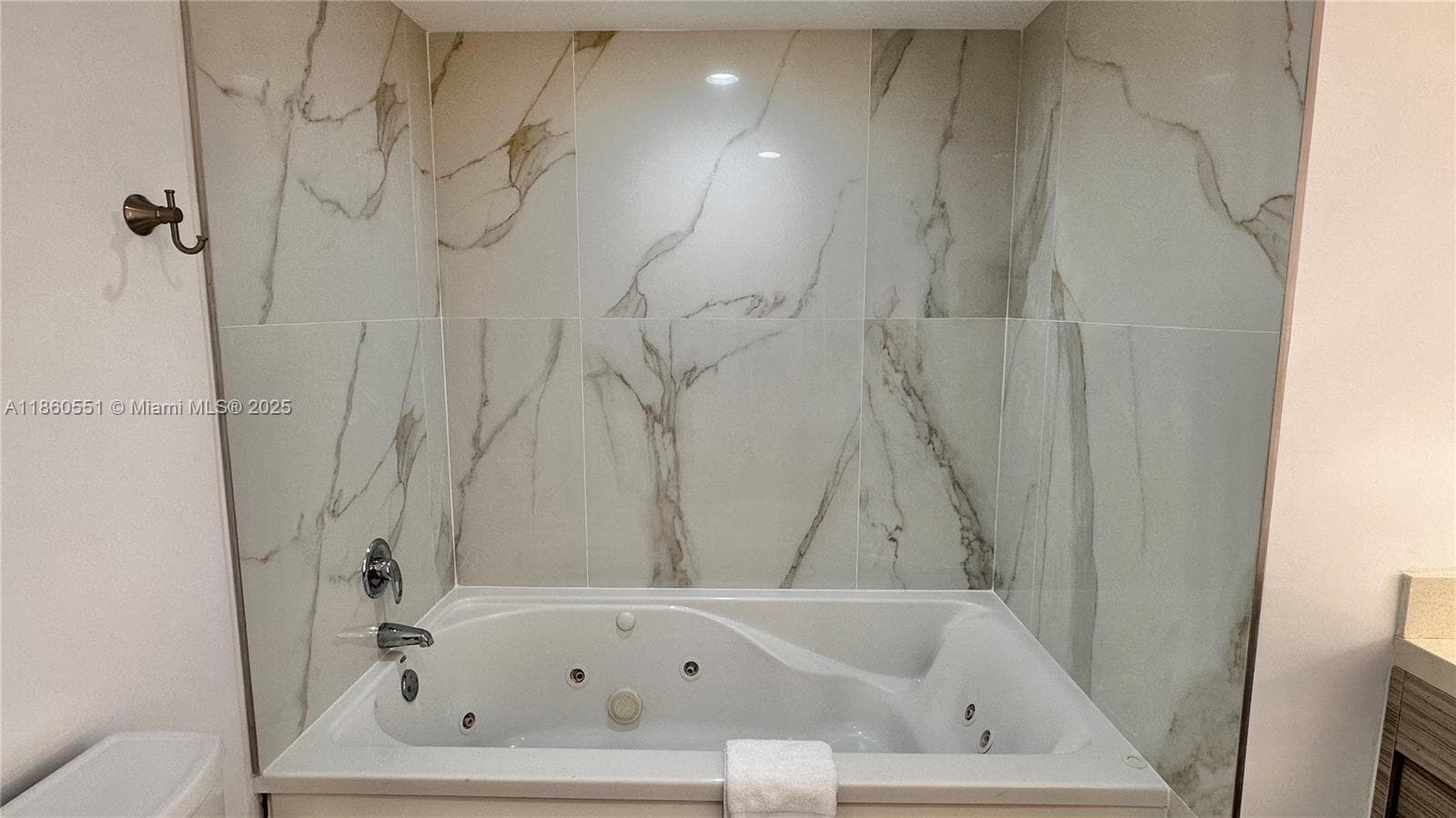 17375 Collins Ave # 2003, Sunny Isles Beach FL 33160 — 23