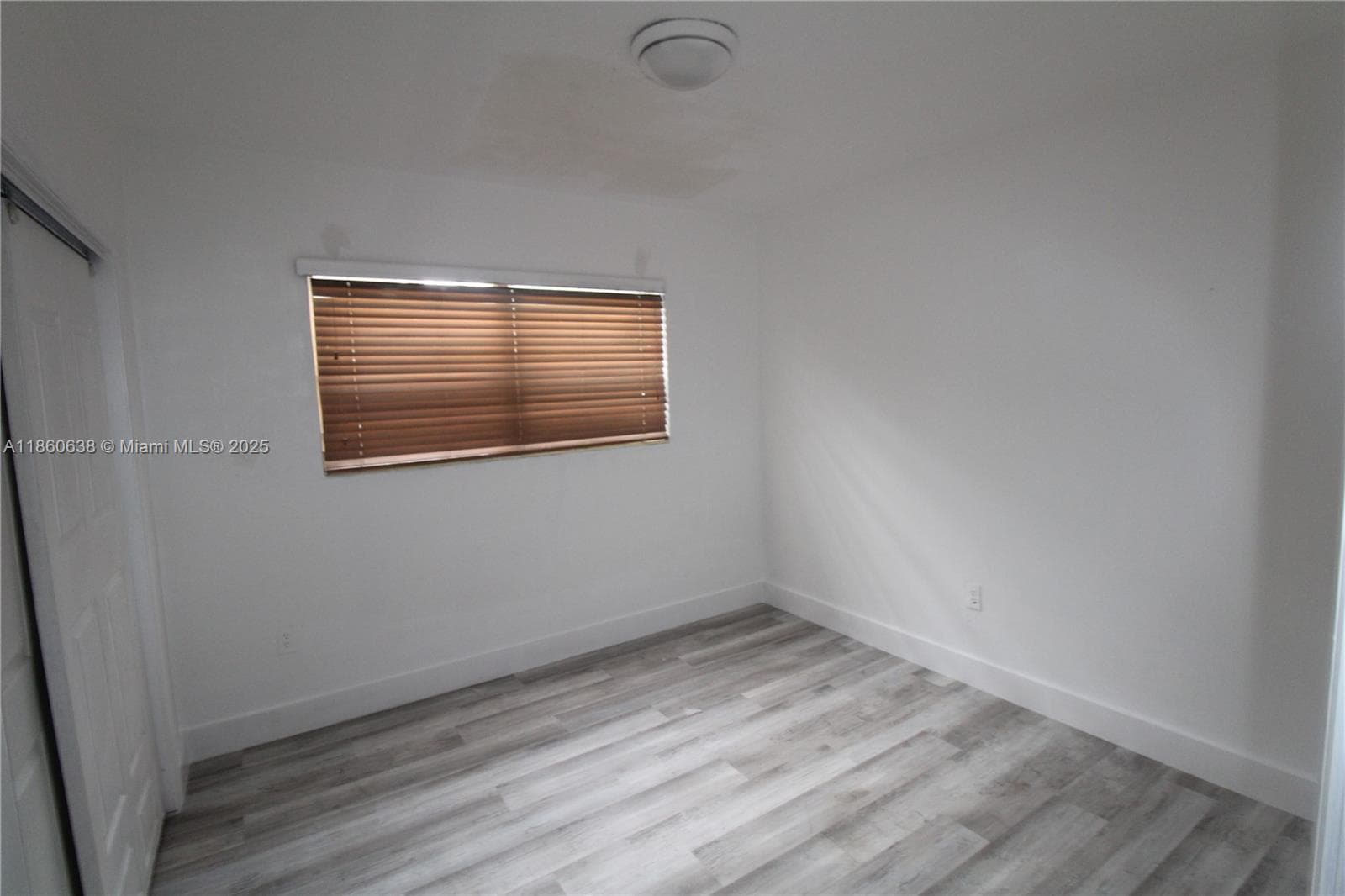 965 W 23rd St, Hialeah FL 33010 — 18
