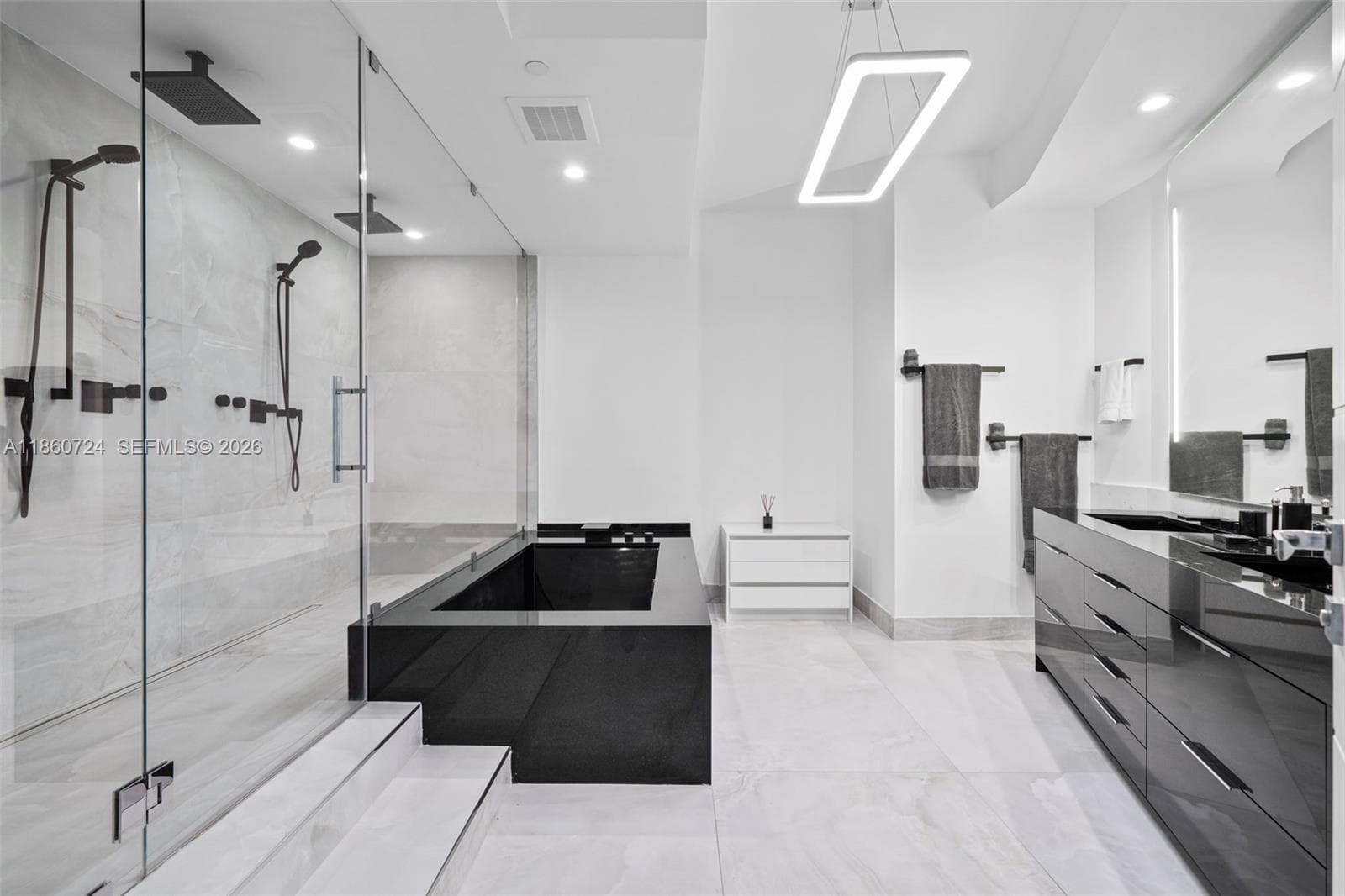 18555 Collins Ave # 2105, Sunny Isles Beach FL 33160 — 13