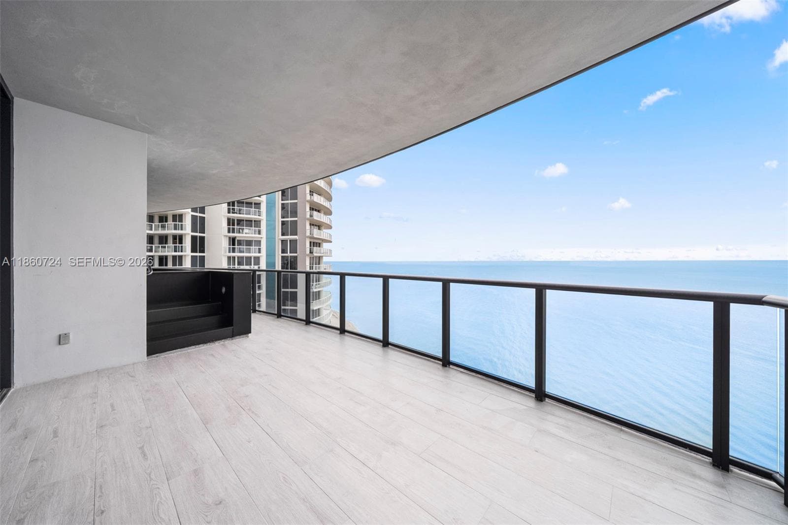 18555 Collins Ave # 2105, Sunny Isles Beach FL 33160 — 18