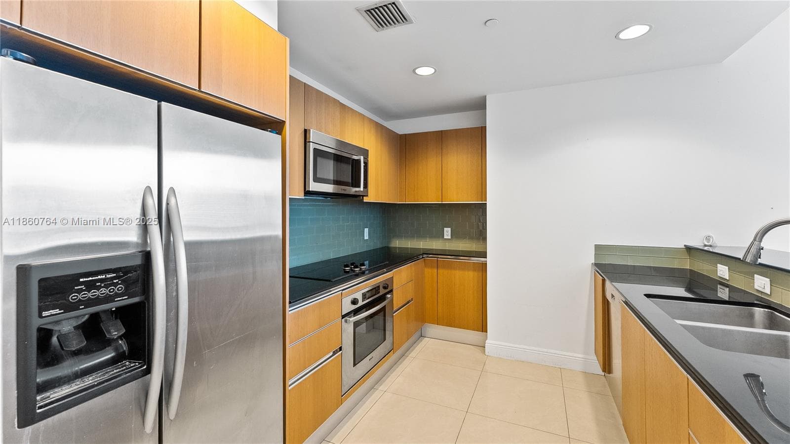 1050 Brickell Ave # 2620, Miami FL 33131 — 6