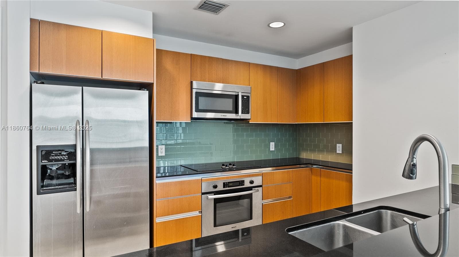 1050 Brickell Ave # 2620, Miami FL 33131 — 7
