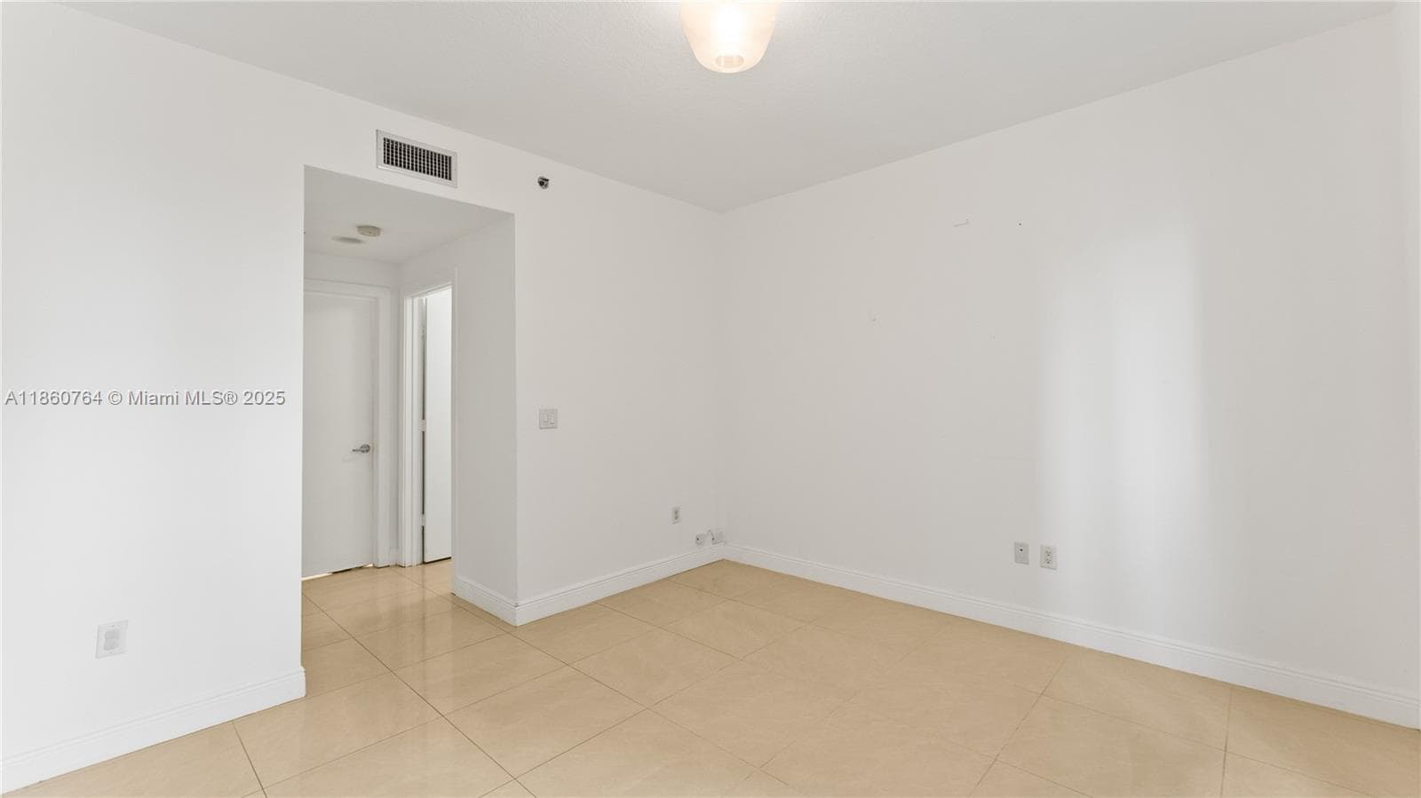 1050 Brickell Ave # 2620, Miami FL 33131 — 10
