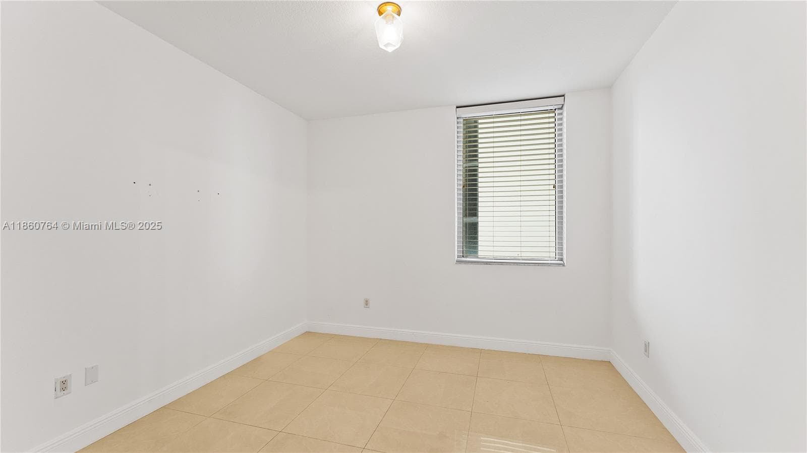 1050 Brickell Ave # 2620, Miami FL 33131 — 14