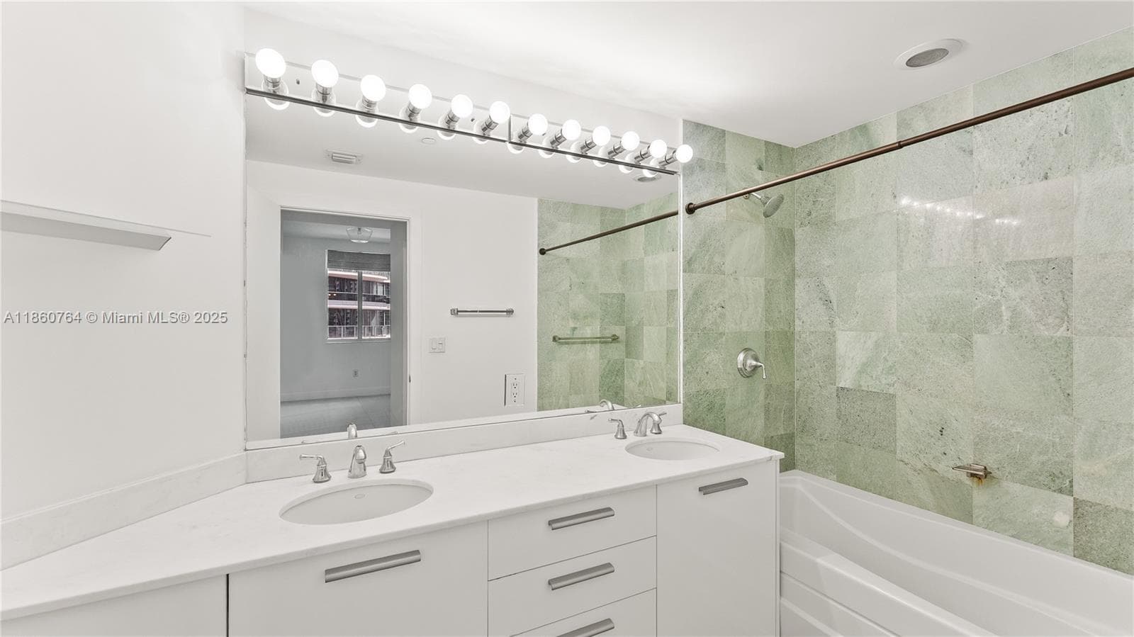 1050 Brickell Ave # 2620, Miami FL 33131 — 11