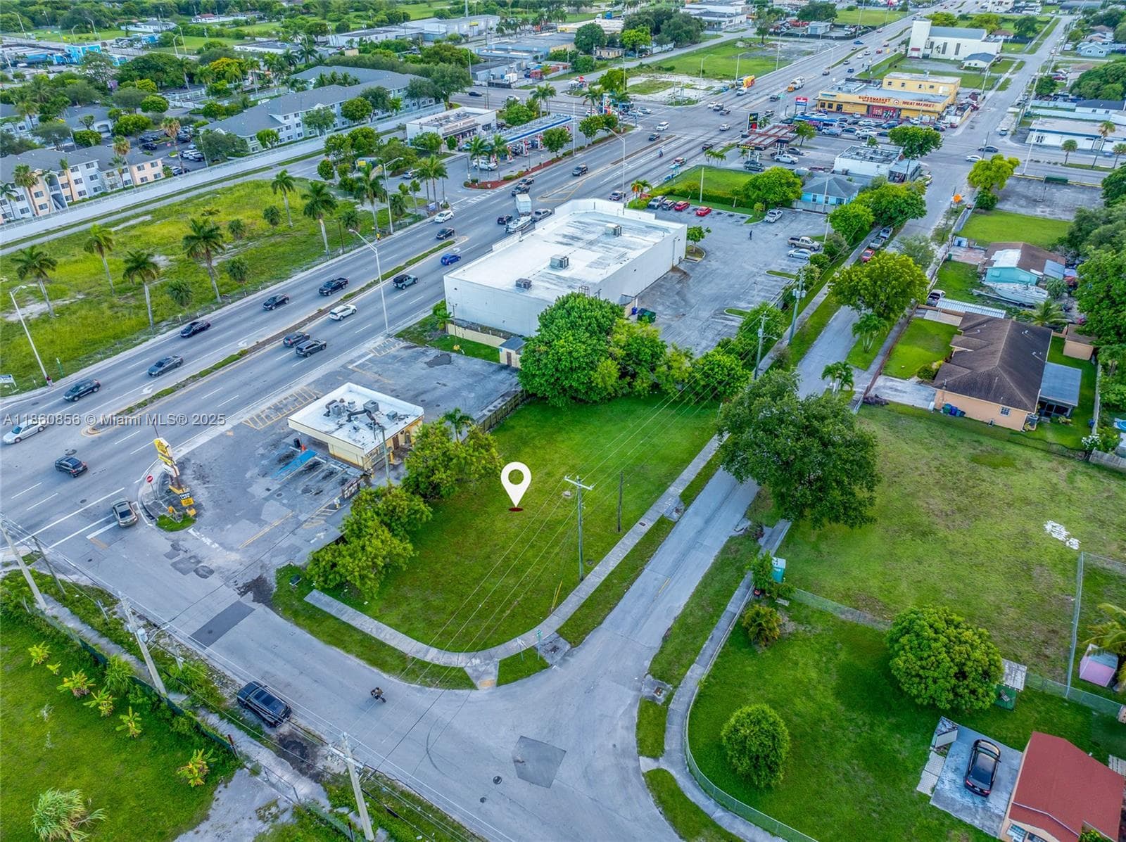 21 ave, Miami FL 33147 — 3