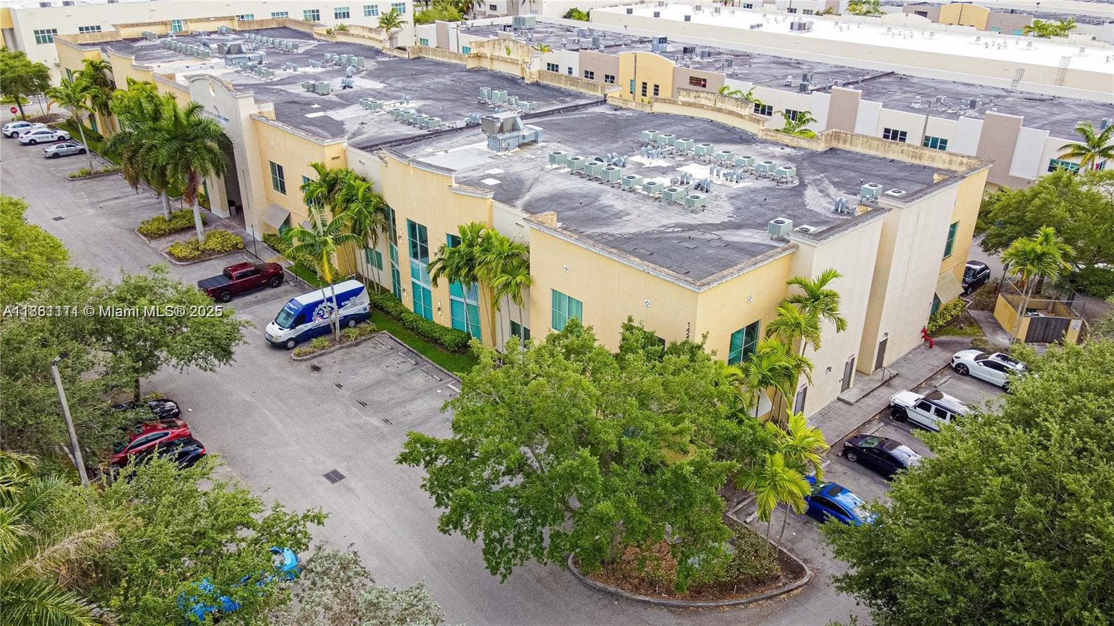 10800 NW 21st St, Sweetwater FL 33172 — 90
