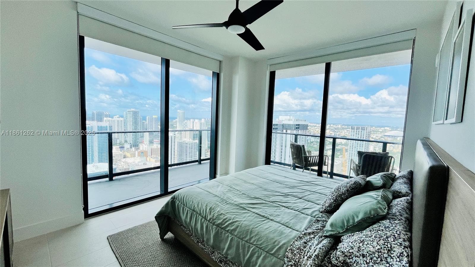 159 NE 6th St # 4605, Miami FL 33132 — 14