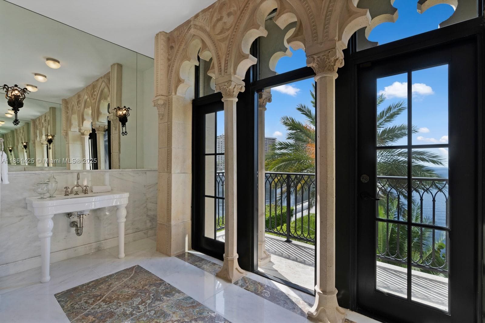 1840 S Bayshore Ln, Miami FL 33133 — 34