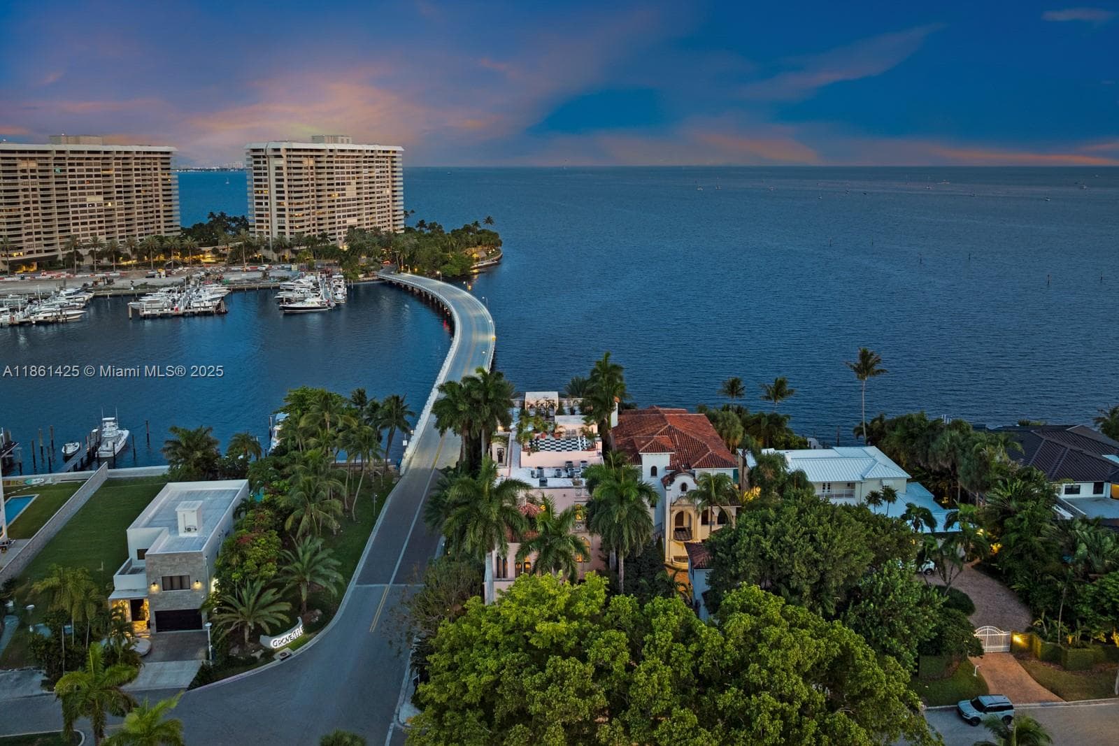1840 S Bayshore Ln, Miami FL 33133 — 69