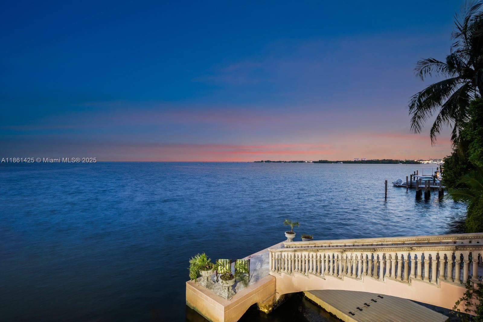 1840 S Bayshore Ln, Miami FL 33133 — 86
