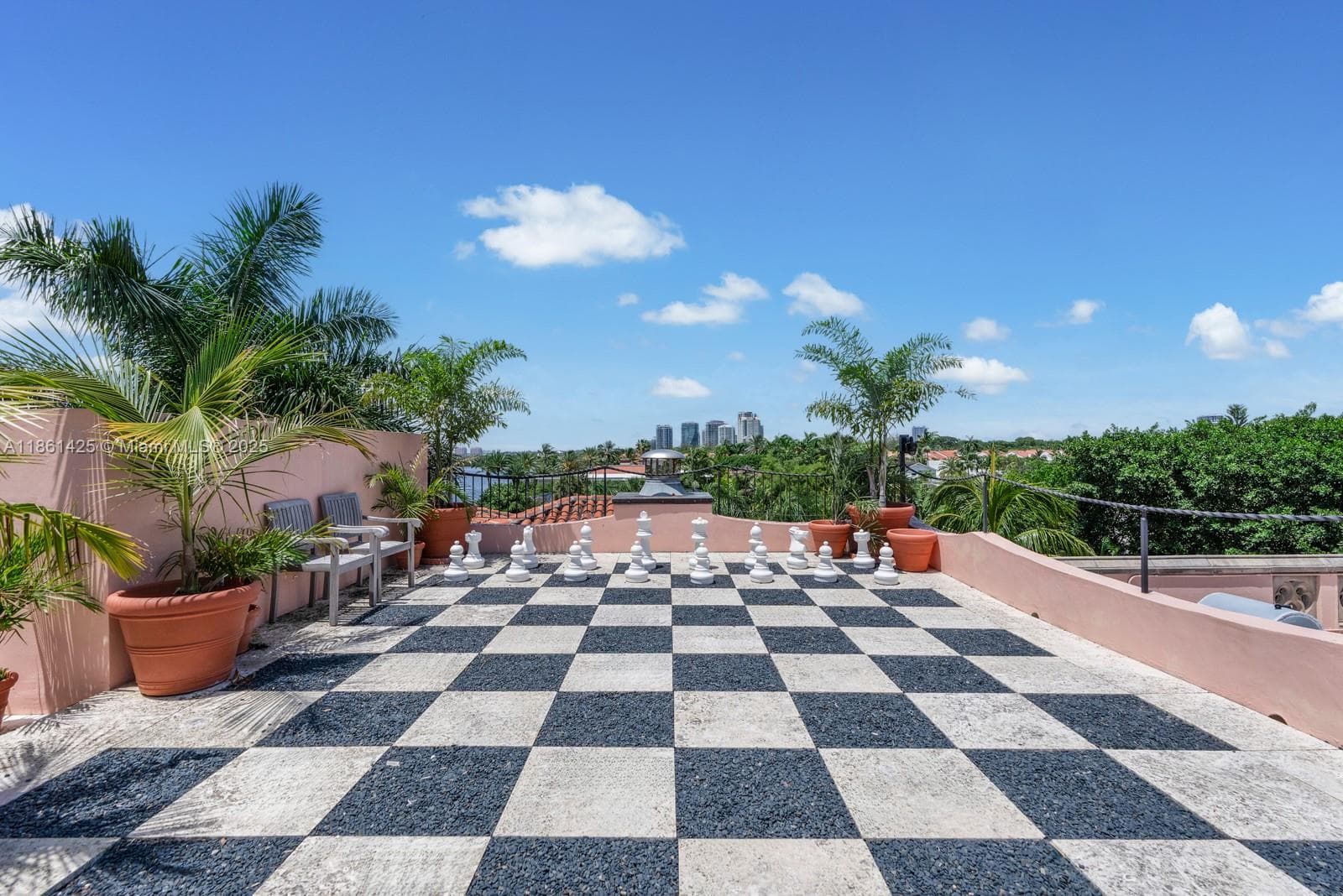 1840 S Bayshore Ln, Miami FL 33133 — 65