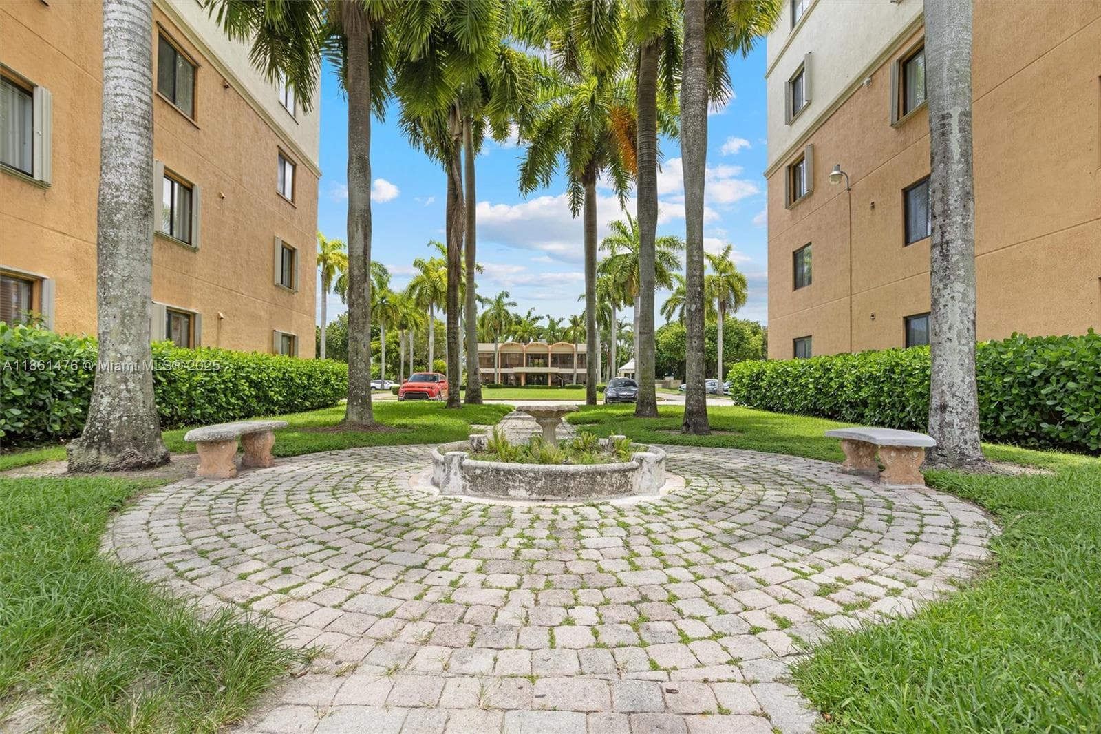 9340 Fontainebleau Blvd # W505, Miami FL 33172 — 36