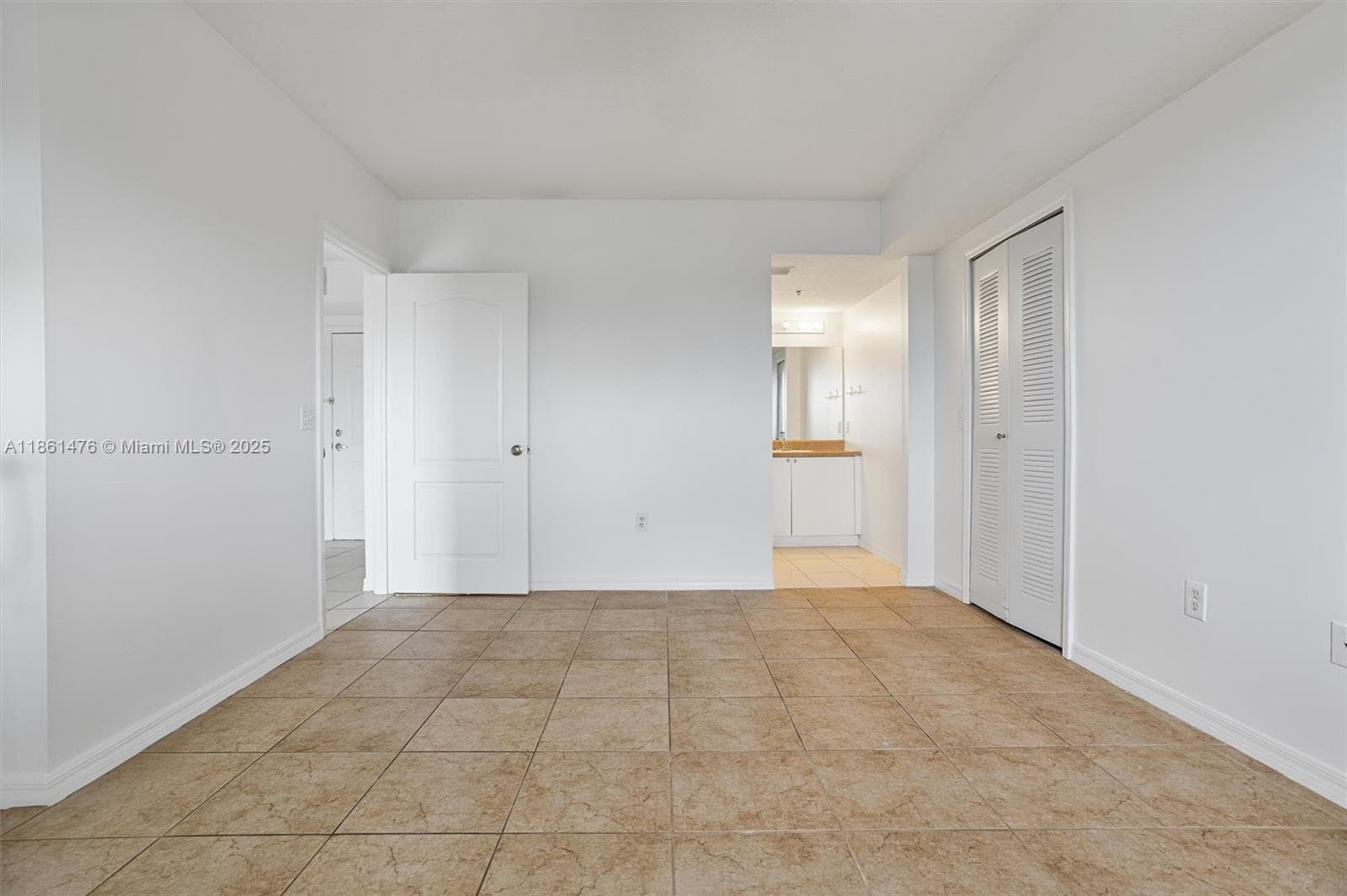 9340 Fontainebleau Blvd # W505, Miami FL 33172 — 24