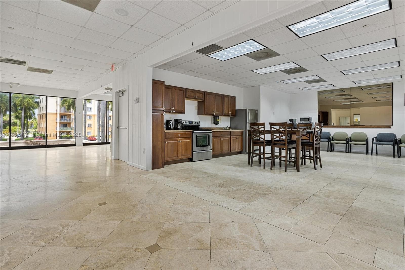 9340 Fontainebleau Blvd # W505, Miami FL 33172 — 38
