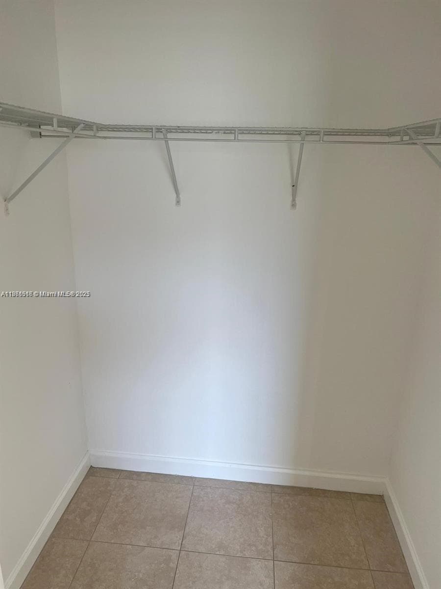 1660 SE 29th St # 200, Homestead FL 33035 — 27