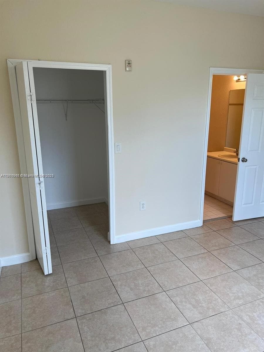 1660 SE 29th St # 200, Homestead FL 33035 — 22