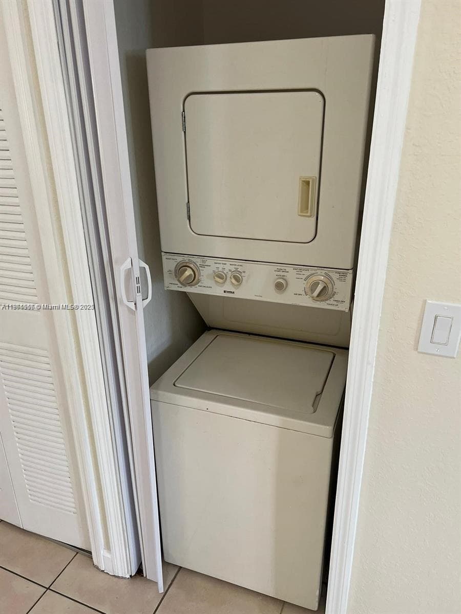 1660 SE 29th St # 200, Homestead FL 33035 — 8