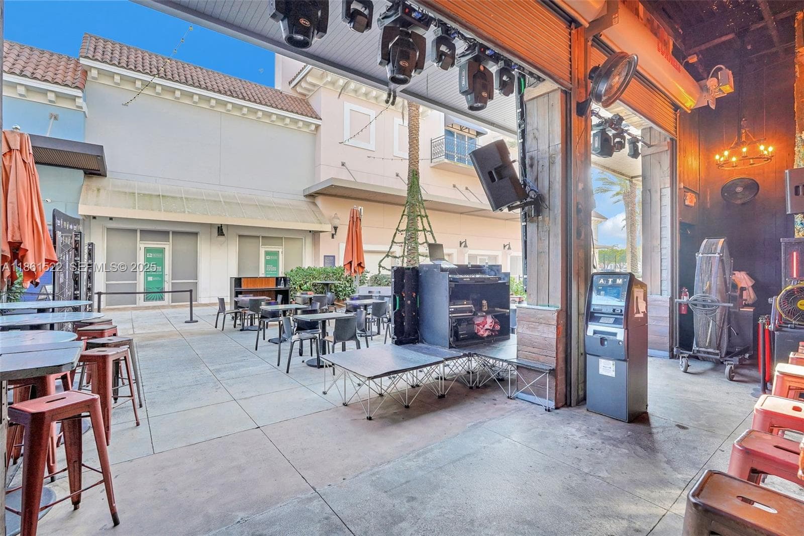 Kendall Dr, Kendall FL 33183 — 64