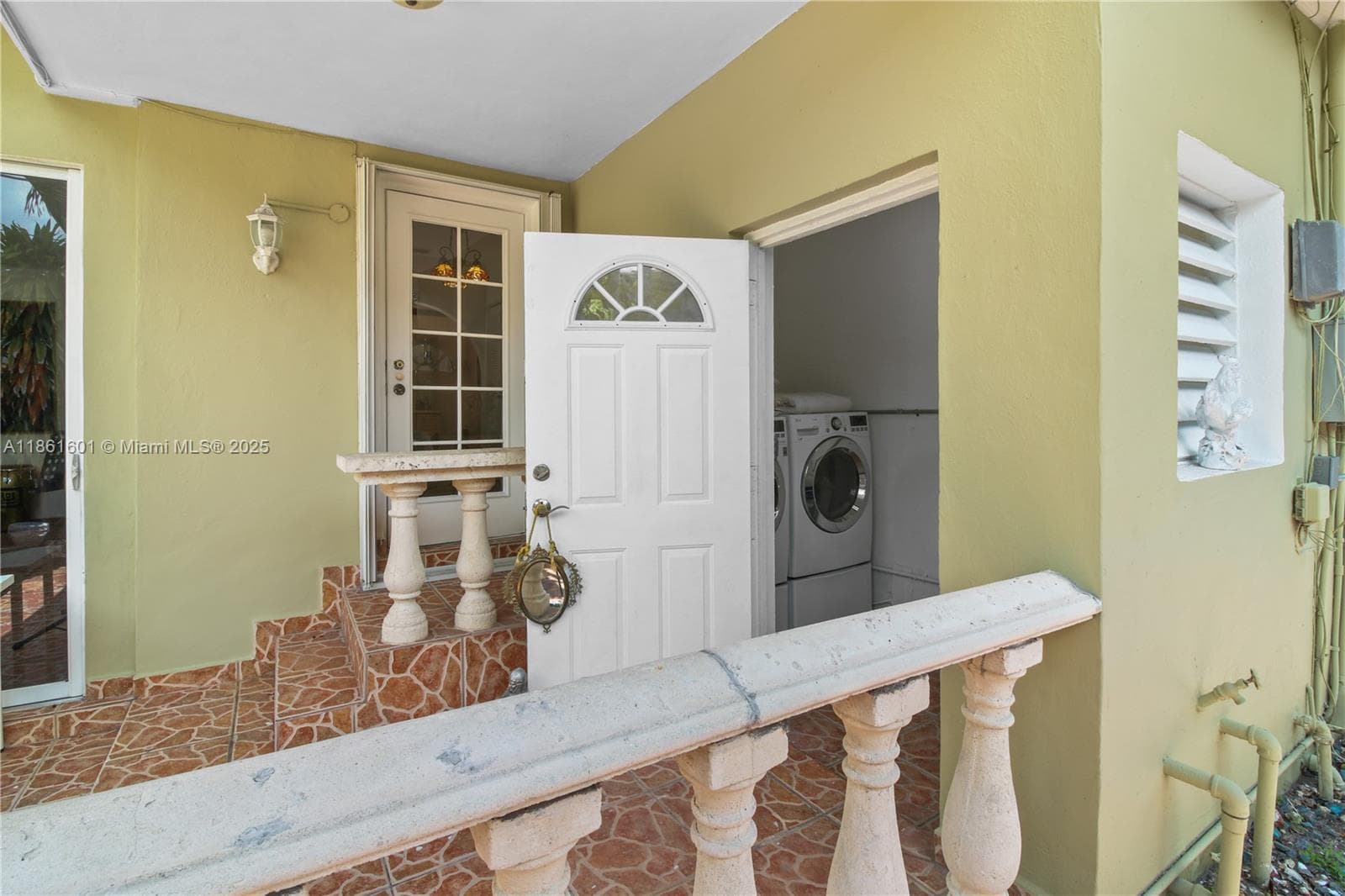 6101 SW 13th Ter, West Miami FL 33144 — 40