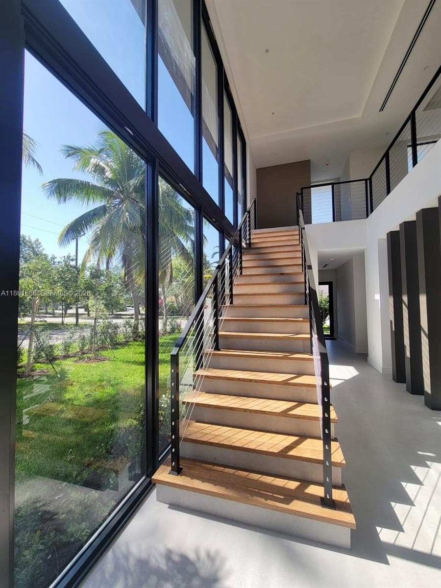 6250 SW 78th St, South Miami FL 33143 — 26