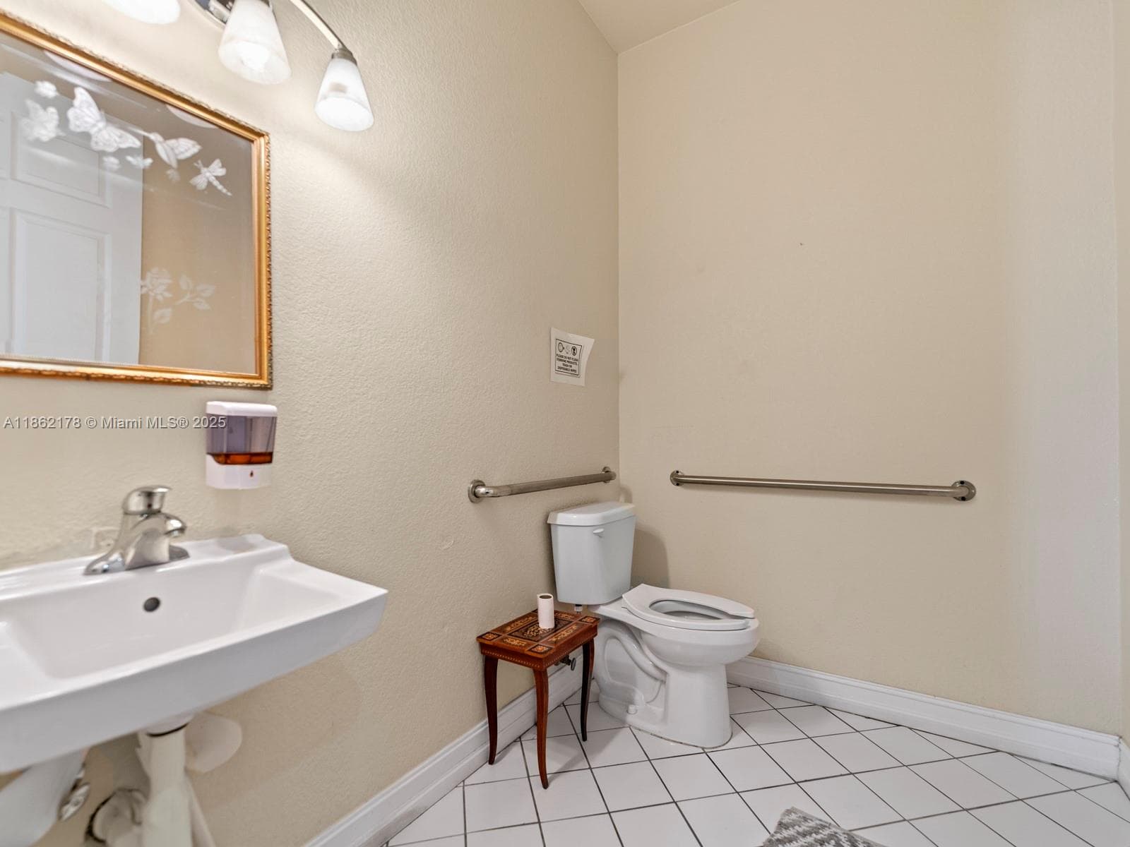 45 NW 4th St, Homestead FL 33030 — 23
