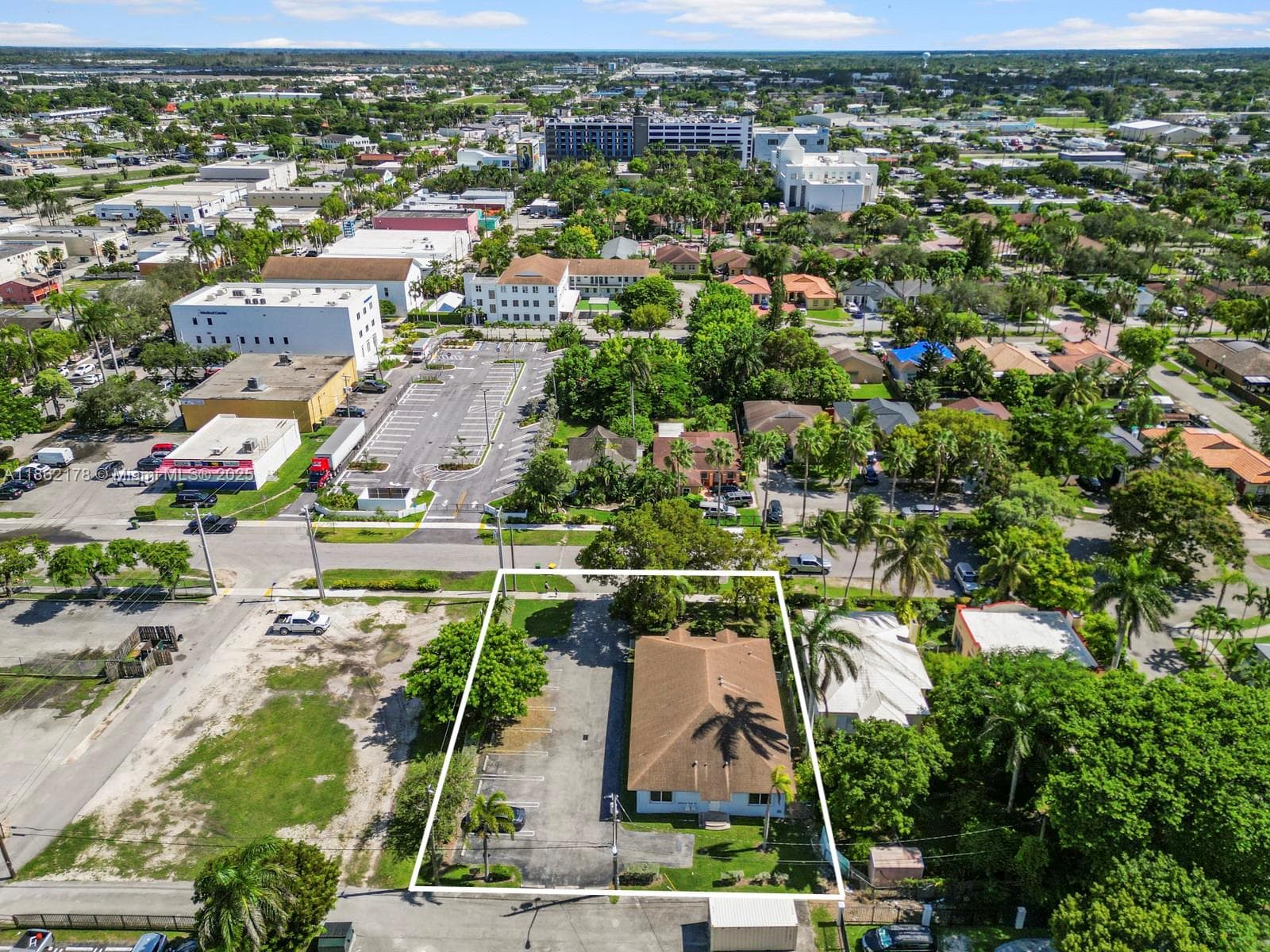 45 NW 4th St, Homestead FL 33030 — 27