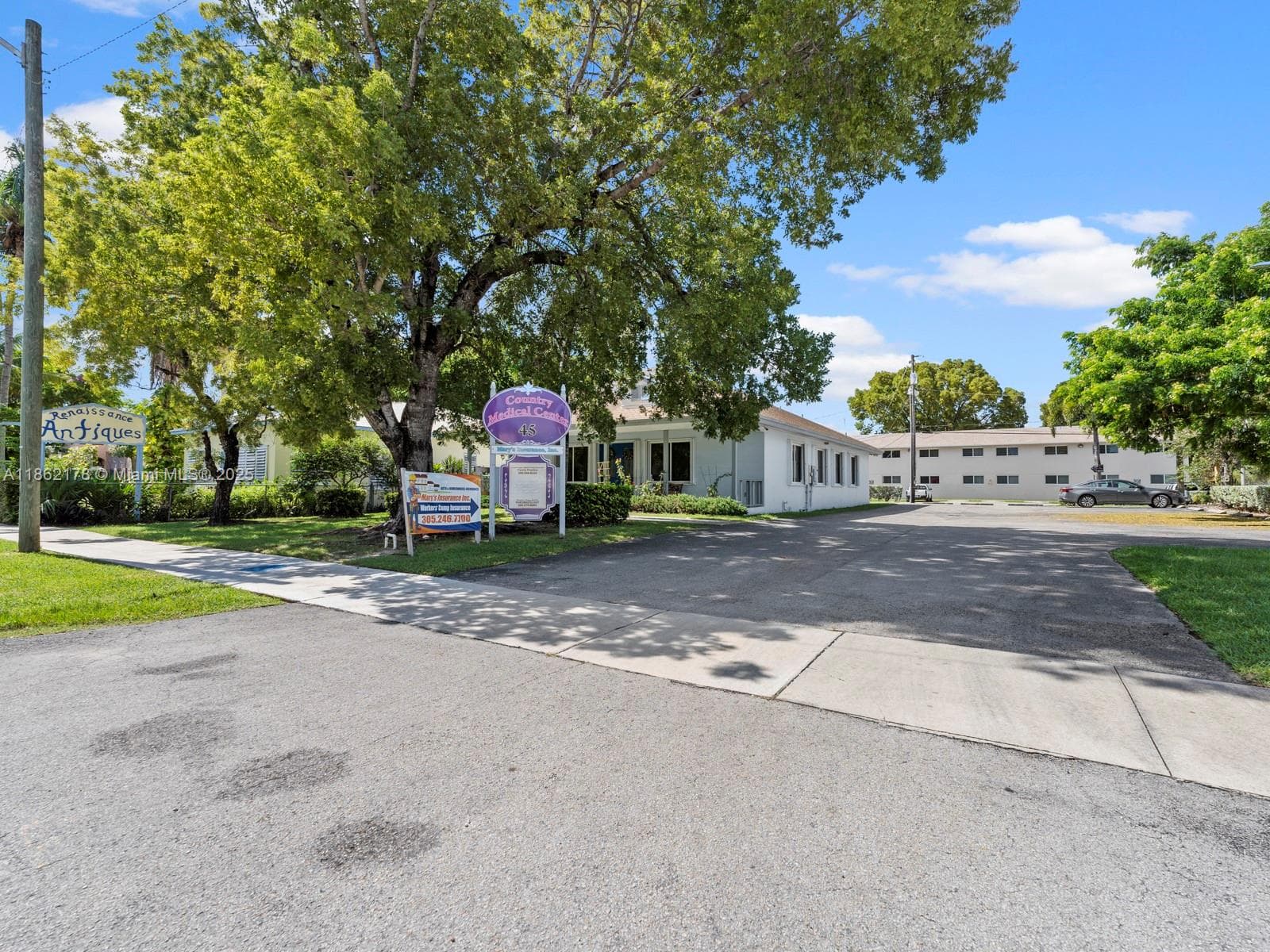 45 NW 4th St, Homestead FL 33030 — 25