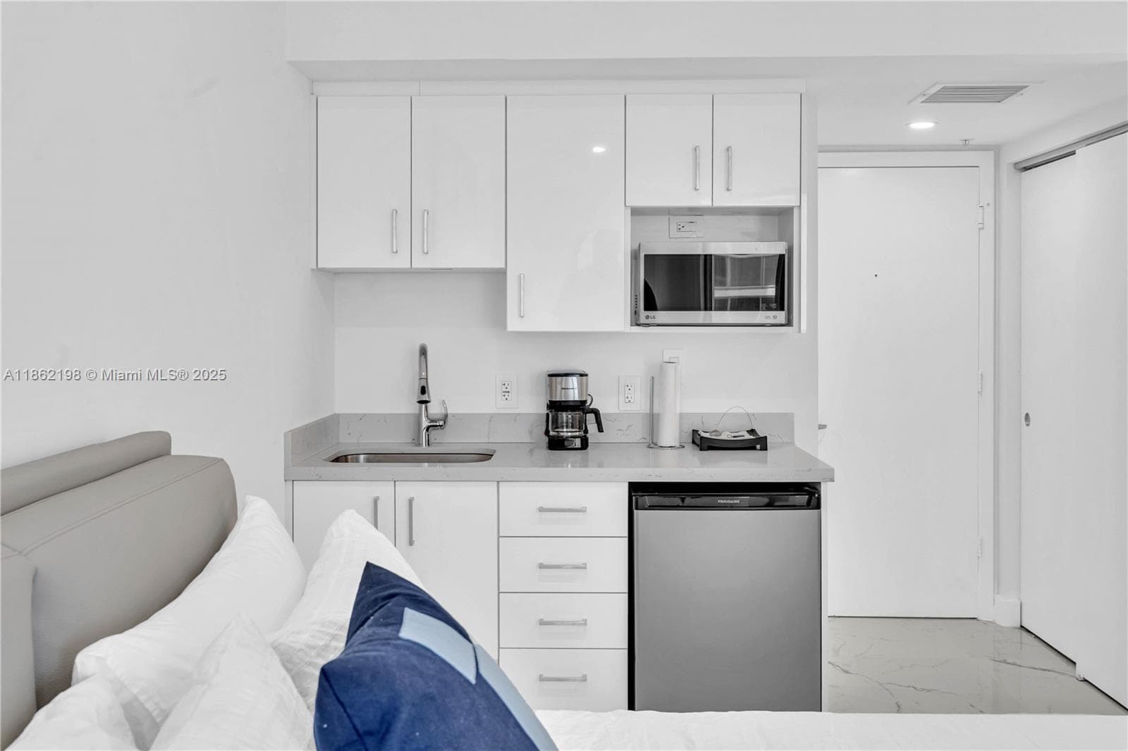 17375 Collins Ave # 1703, Sunny Isles Beach FL 33160 — 50