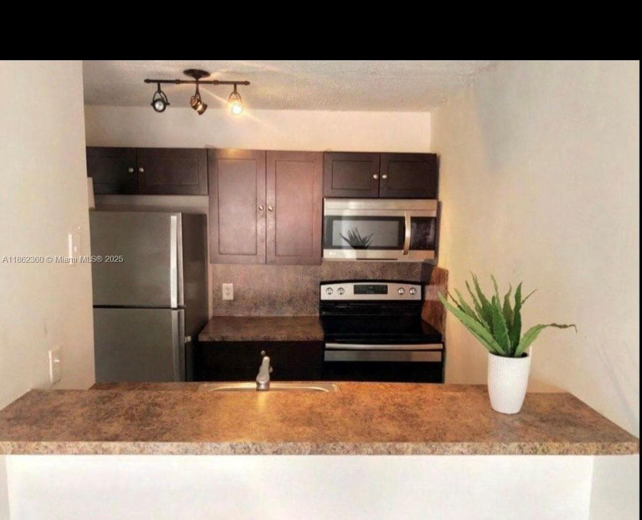 1225 NE 124th St # 46B, North Miami FL 33161 — 3