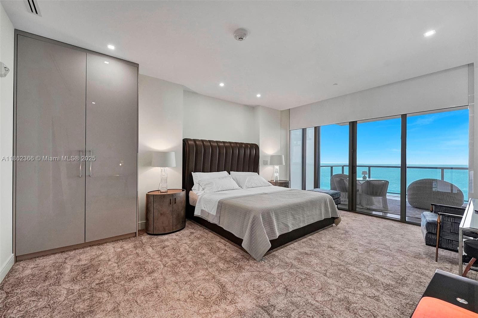 Bal Harbour Center Condo, Bal Harbour, FL — 35
