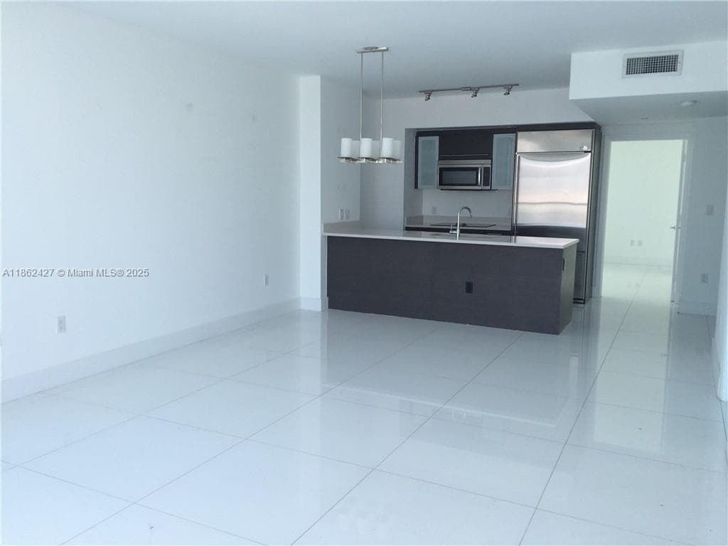 55 SE 6th St # 2807, Miami FL 33131 — 2
