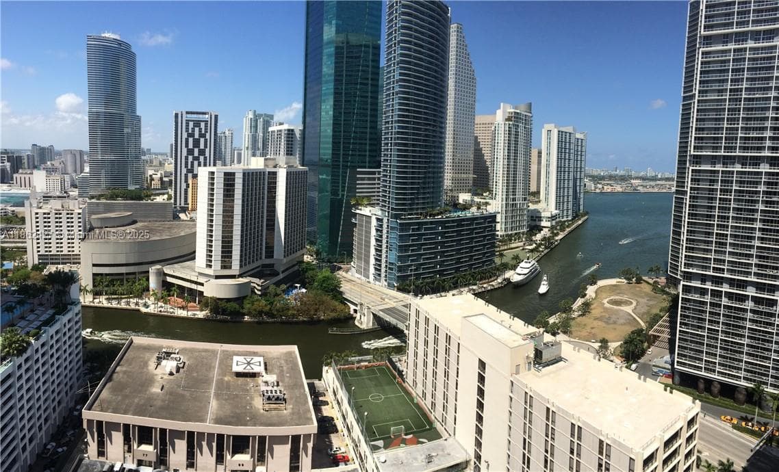 55 SE 6th St # 2807, Miami FL 33131 — 14
