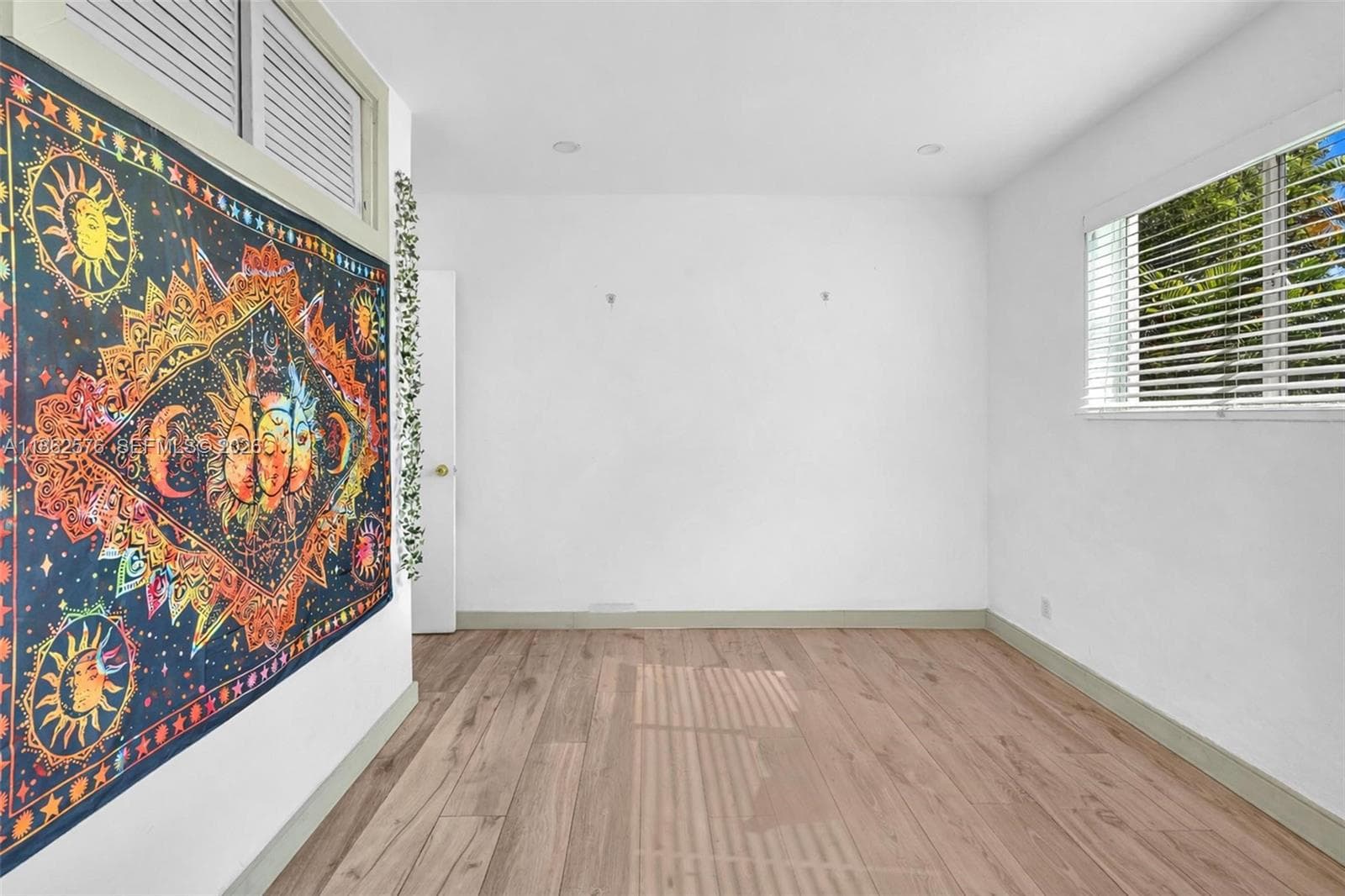 20350 Highland Lakes Blvd, Miami FL 33179 — 34