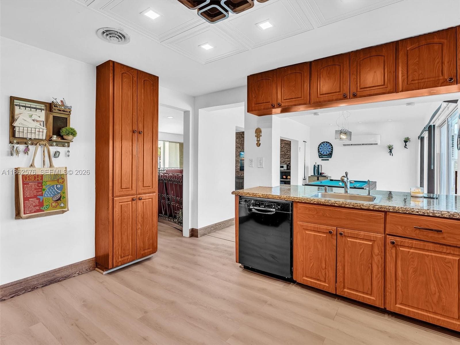 20350 Highland Lakes Blvd, Miami FL 33179 — 10