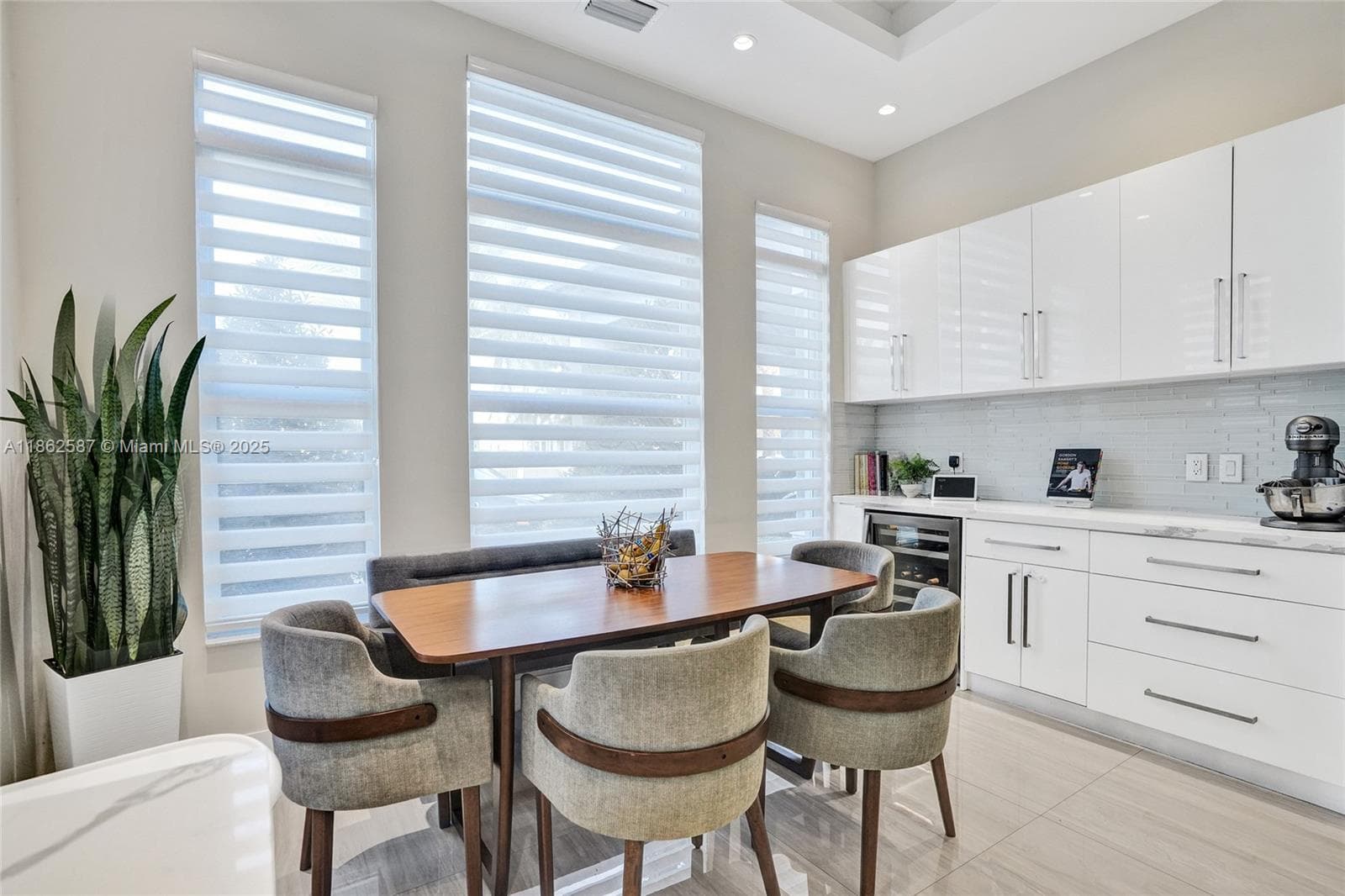 411 NW 125th Ave, Miami FL 33182 — 12