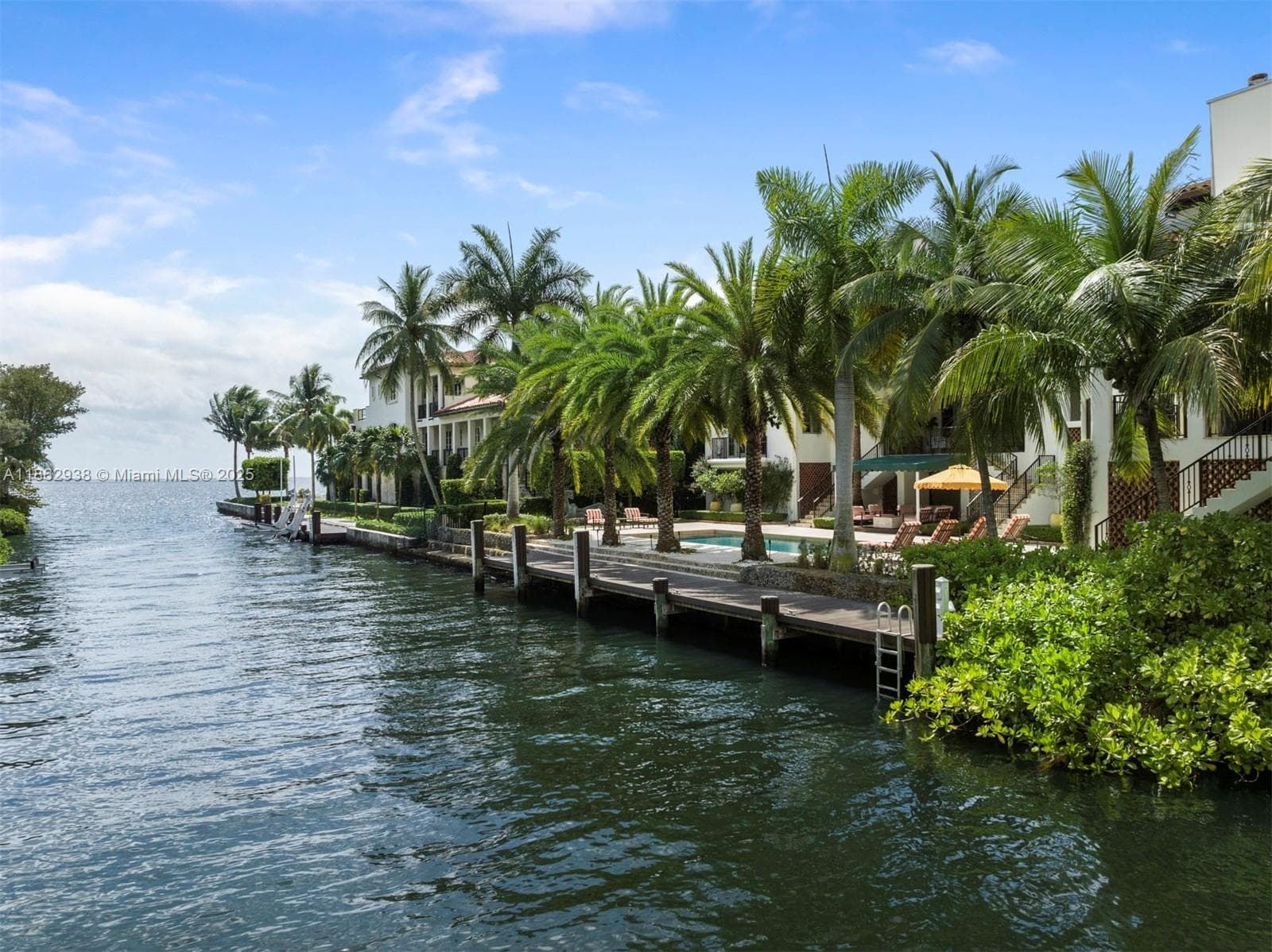 3305 S Moorings Way, Miami FL 33133 — 2
