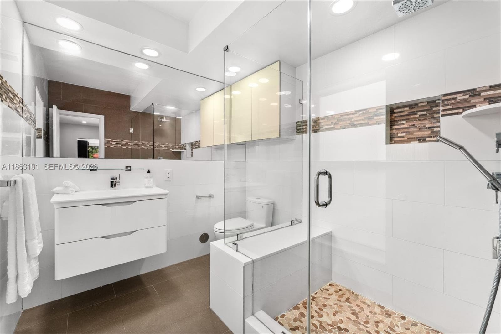 1410 Cleveland Rd, Miami Beach FL 33141 — 15