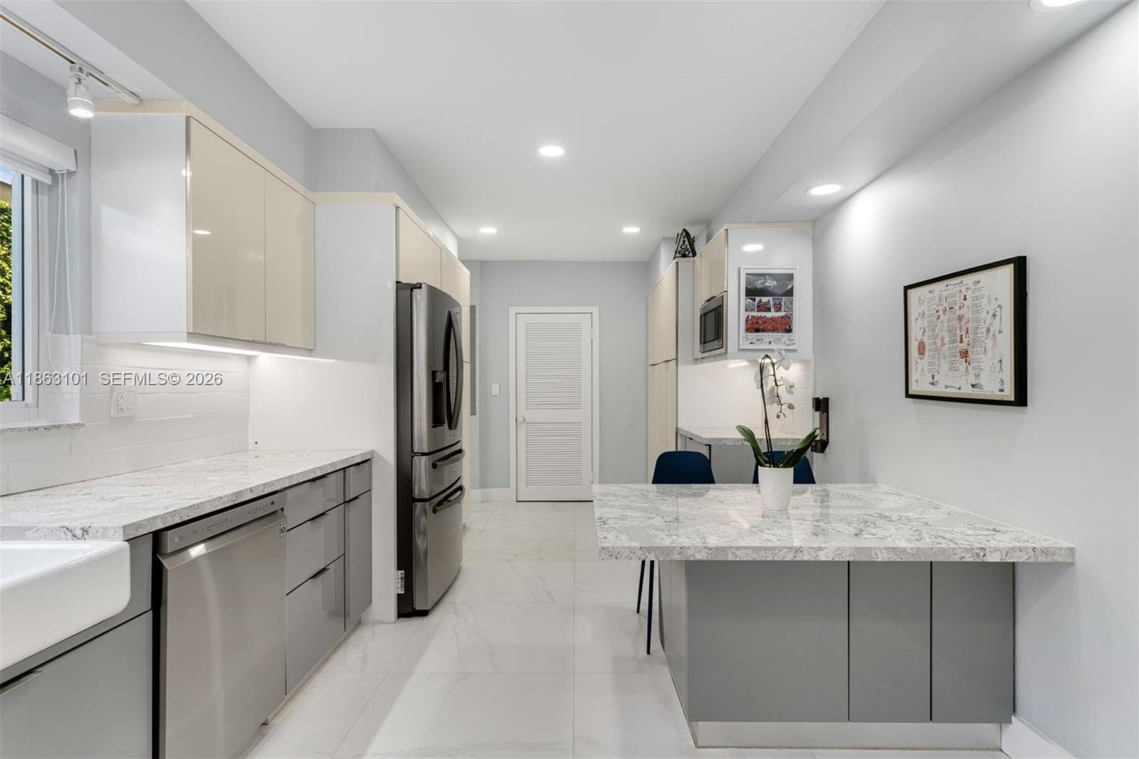 1410 Cleveland Rd, Miami Beach FL 33141 — 4