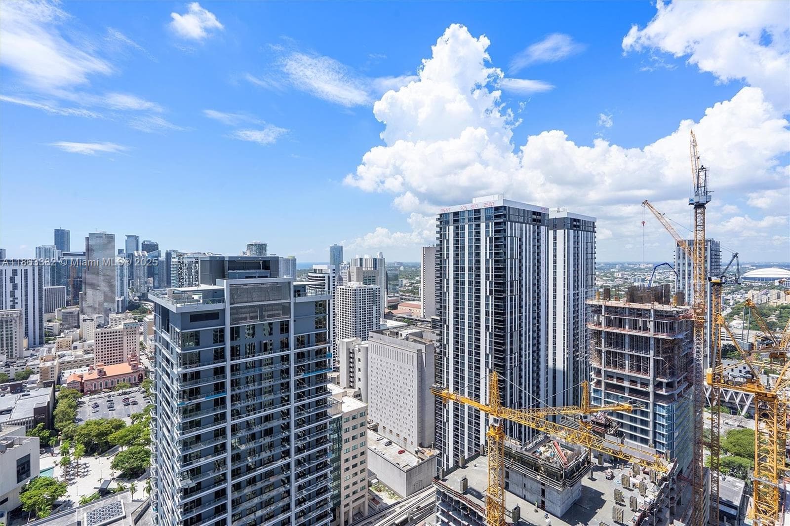 159 NE 6th St # 3806, Miami FL 33132 — 13