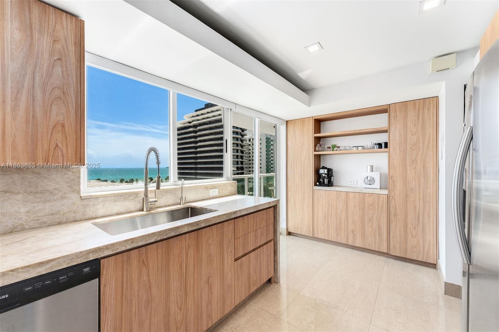 King David Towers Condo, Miami Beach, FL — 6