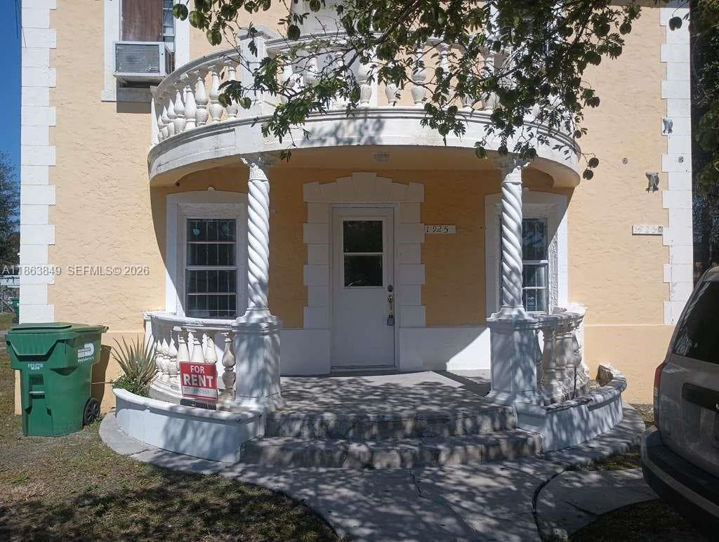 1925 NW 56th St, Miami FL 33142 — 15