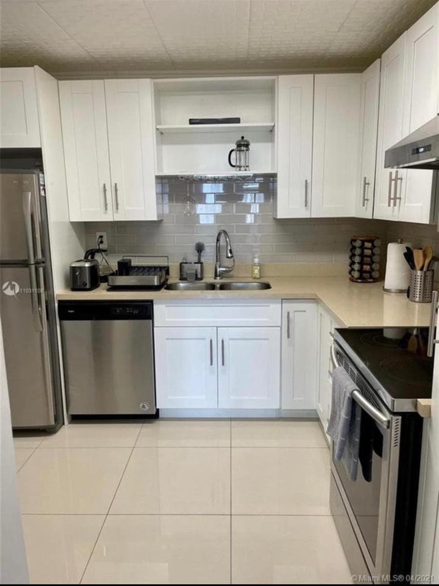 2750 NE 183rd Street # 1401, Aventura FL 33160 — 5