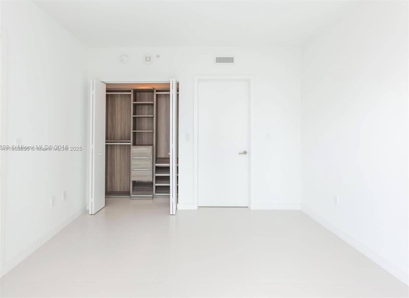 1300 S Miami Ave # 1602, Miami FL 33130 — 7