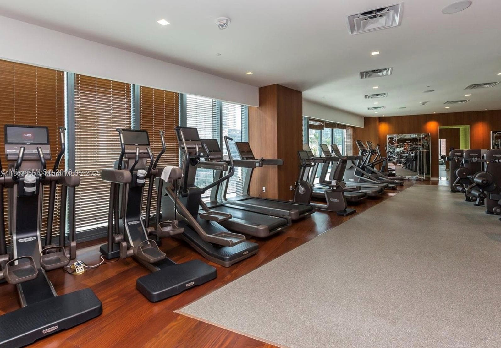 1300 S Miami Ave # 1602, Miami FL 33130 — 20