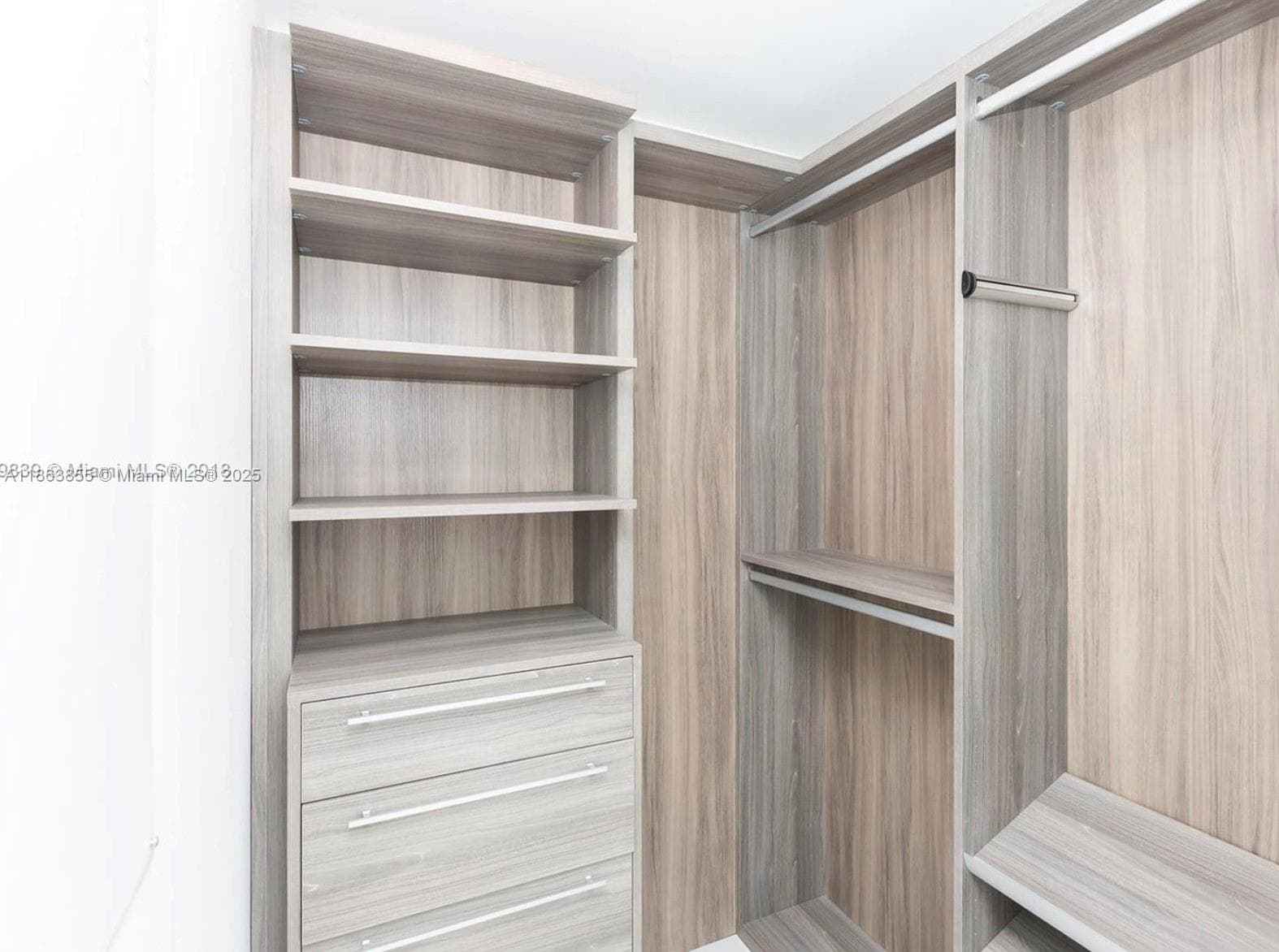 1300 S Miami Ave # 1602, Miami FL 33130 — 8