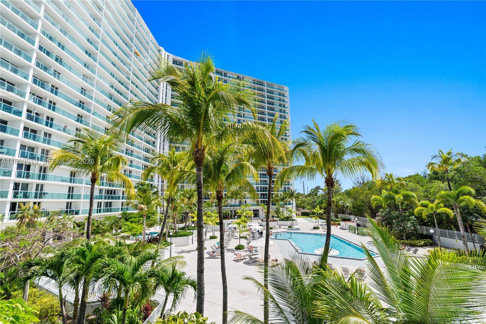 100 Bayview Dr # 1924, Sunny Isles Beach FL 33160 — 28